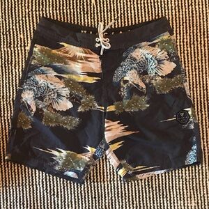 VISSLA Men's Black and Blue Hybrid Shorts